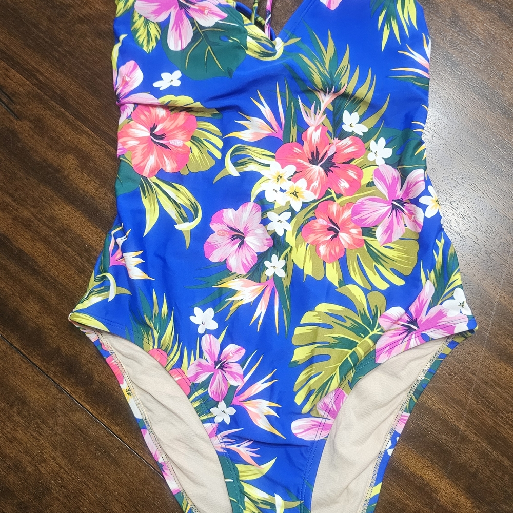 NWT ByKona Sol Blue Floral One Piece Swimsuit